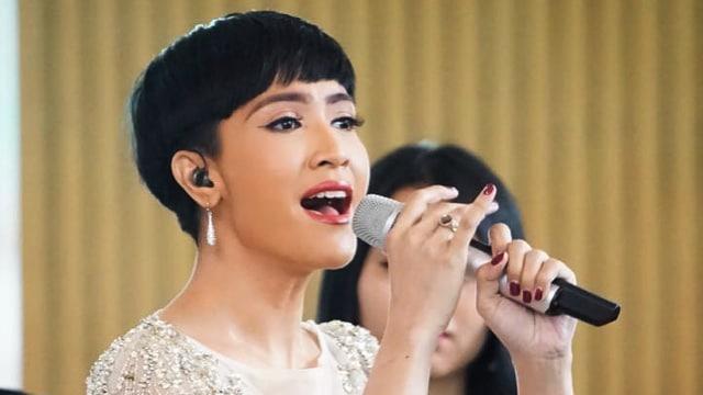 Lea Simanjuntak Comeback Lewat “Ruang Dihatimu”, Gabungkan Musik, AI, dan Visual 3D